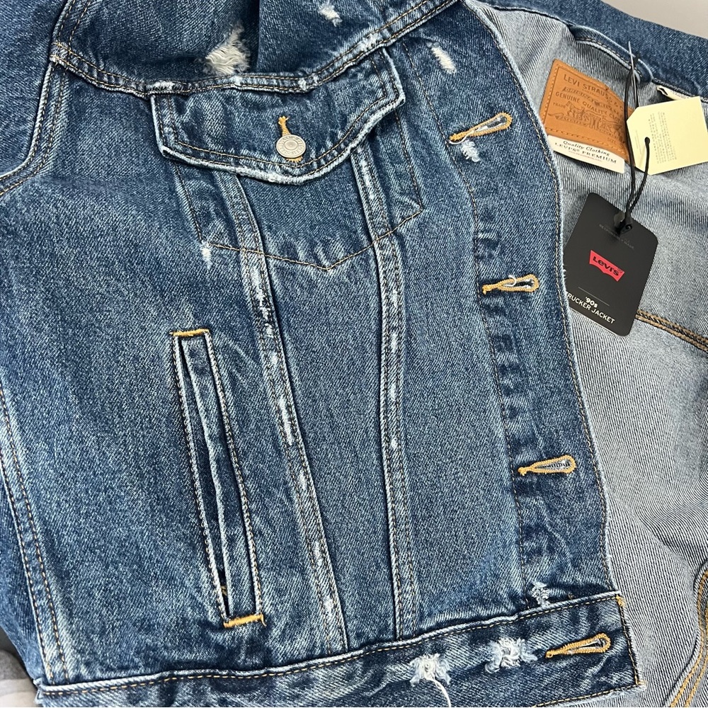 Levi's 90's Trucker Jacket Relaxed Oversize‎ Fit Size Small - Picture 6 of 14